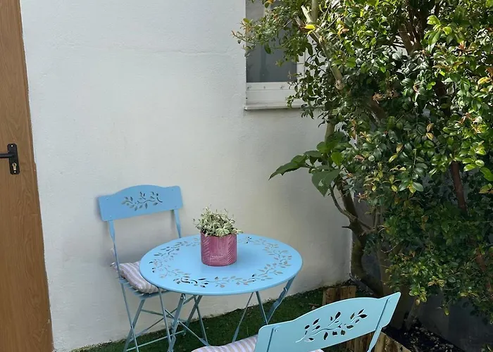 Bujanvilla Bed & Breakfast